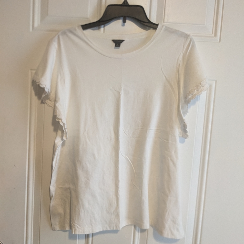 Ann Taylor T-shirt